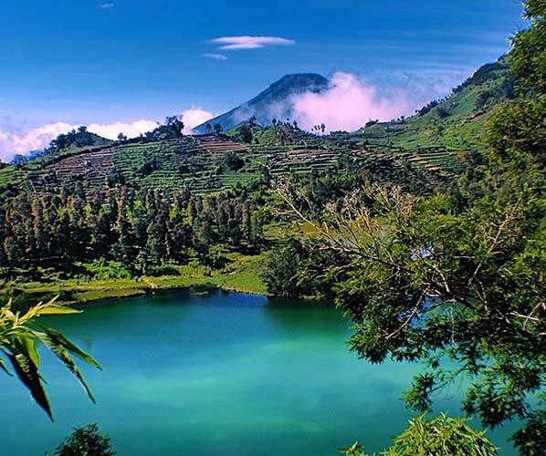 Telaga Saat Puncak: Keindahan Alam Tersembunyi di Kaki Gunung Gede Pangrango