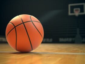 teknik yang digunakan mengoper bola jarak jauh dalam permainan bola basket adalah